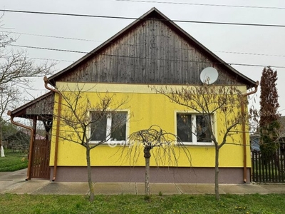 Eladó családi ház Nagyiván