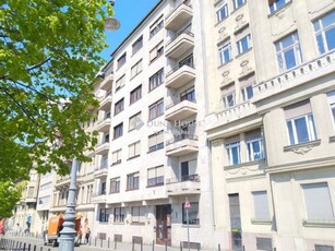 Eladó téglalakás Budapest, V. kerület, Havas utca, földszint
