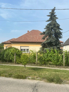 Eladó családi ház - Szentendre, Katona József utca 19.