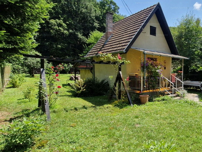 Eladó hétvégi házas nyaraló - Szokolya, Törökpatak üdülőterület