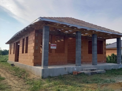 Eladó szerkezetkész családi ház Nyíregyházán - Nyíregyháza, Szabolcs-Szatmár-Bereg - Ház