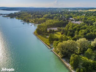 Eladó Üzlethelyiség, Balatonakarattya 55.900.000 Ft