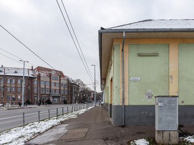 Kiadó utcai bejáratos üzlethelyiség - Debrecen, Szepességi utca 53.