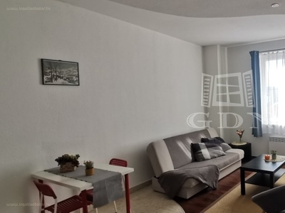 Várnegyed, Budapest, ingatlan, lakás, 29 m2, 185.000 Ft