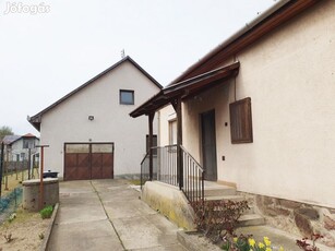 Gödöllő, Máriabesnyő, 108 m2-es, családi ház, 4 szobás, átlagos