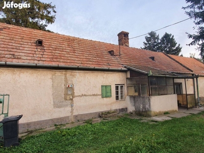 Eladó Veszprém Megye Nyirád Családi Ház