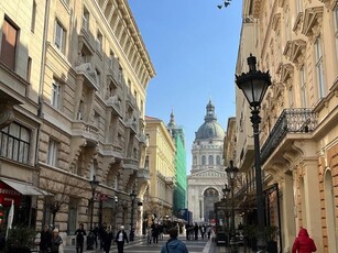 Eladó téglalakás Budapest, V. kerület, Lipótváros, 2. emelet