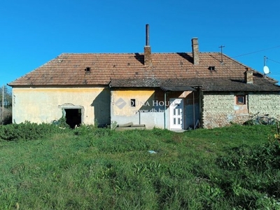 Eladó családi ház Lovászpatona