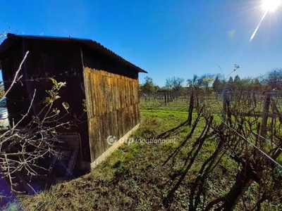 Eladó telek Balatonfőkajár, Belterület zártkert