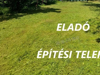 Eladó telek Dunavecse