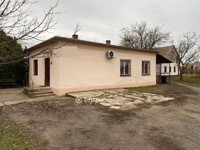 Tiszafüred, ingatlan, ház, 61 m2, 6.900.000 Ft