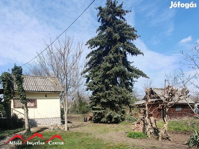 Eladó Mezőgazdasági, Kétsoprony 13.500.000 Ft