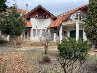 Kecskemét, ingatlan, ház, 300 m2, 89.900.000 Ft