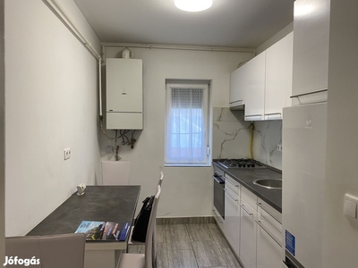 Keszthely, Központi helyen, 58 m2-es, magasföldszinti, társasházi - Keszthely, Zala - Lakás