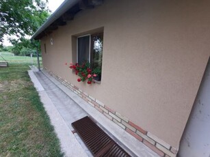 Eladó Ház, Bács-Kiskun megye Kiskunfélegyháza Felújított tanya Aranyhegyben