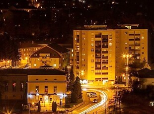 Eladó téglalakás Komló, Városház tér, 1. emelet