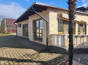 Nyíregyháza, ingatlan, ház, 545 m2, 199.000.000 Ft