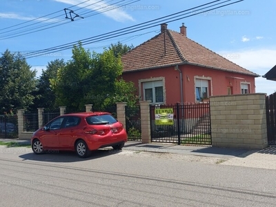 Eladó családi ház - Kistarcsa, Aulich Lajos utca
