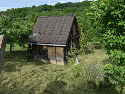 Eladó külterületi telek - Keszü, Szőlőhegy