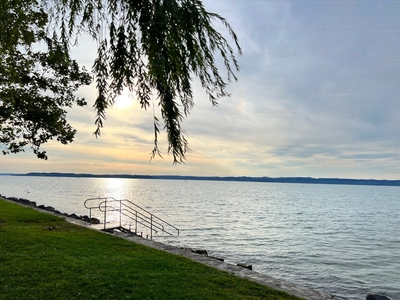 Eladó tégla lakás - Siófok, Ezüstpart