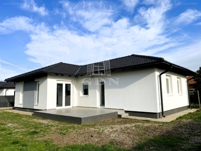 újépítésű, Üllő, ingatlan, ház, 106 m2, 79.900.000 Ft