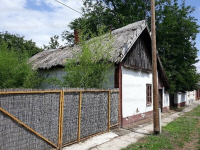 Eladó hétvégi házas nyaraló - Öcsöd, Jász-Nagykun-Szolnok megye