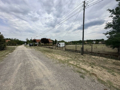 Eladó lakóövezeti telek - Kecskemét, Kadafalva