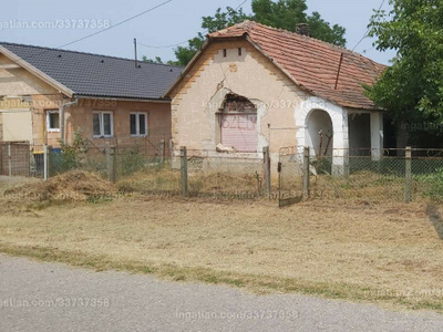 Eladó lakóövezeti telek - Perkáta, Bajcsy-Zsilinszky Endre utca 29.