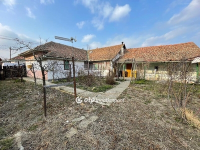 Karcag, ingatlan, ház, 93 m2, 7.990.000 Ft