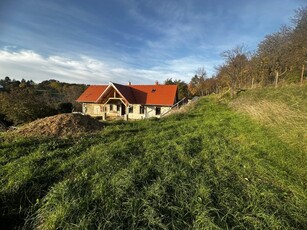 Eladó családi ház Cserszegtomaj