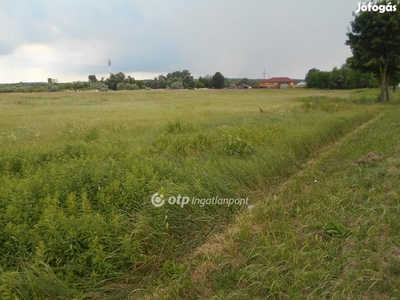 Eladó Fejlesztési terület, Balatonkeresztúr