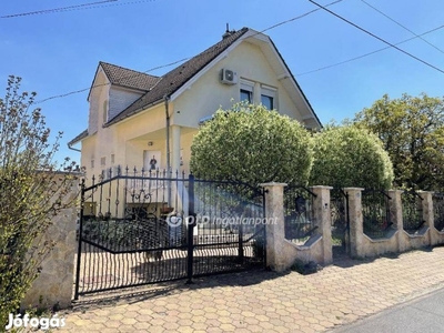133 nm-es ház eladó Debrecen #4570957