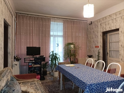 3 szoba +nappalis, jó állapotú családi ház várja új gazdáját Derecskén