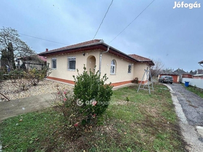 Debreceni eladó 135 nm-es ház #4570950