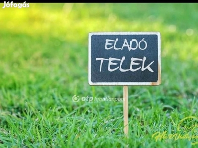 Ebesi eladó 696 nm-es telek