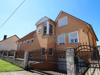 Szabadhegy, Győr, ingatlan, ház, 290 m2, 152.500.000 Ft