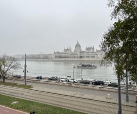 Eladó jó állapotú lakás - Budapest I. kerület