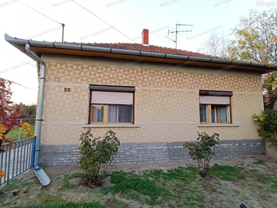 Üllési családi ház eladó - Üllés, Csongrád-Csanád - Ház