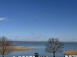 Eladó téglalakás Balatonszemes