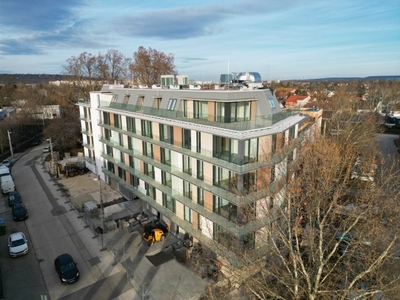 Eladó téglalakás Budapest, III. kerület, Csillaghegy, 5. emelet