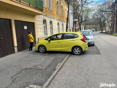 Garázs eladó Szeged belváros