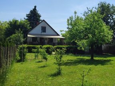 Eladó Ház, Pest megye Törökbálint Összközműves telek tégla házzal ,jó helyen