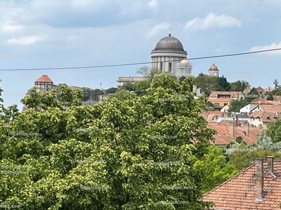 Esztergom, Aranyhegyi út 14.