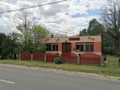 Eladó családi ház - Dánszentmiklós, Dózsa György utca 160.