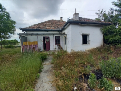 Eladó családi ház - Galgahévíz, Pest megye