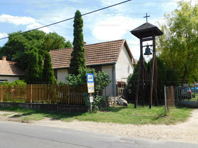 Eladó családi ház - Hernád, Váradi út 30.