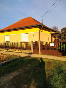 Eladó családi ház - Káloz, Bajcsy-Zsilinszky utca 27.