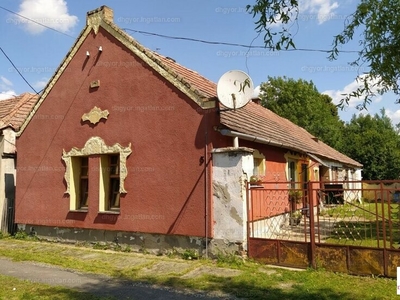 Eladó családi ház - Lovászpatona, Veszprém megye