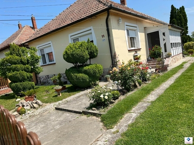 Eladó családi ház - Marcali, Boronka