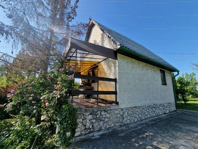 Eladó családi ház - Miskolc, Pünkösdhegy